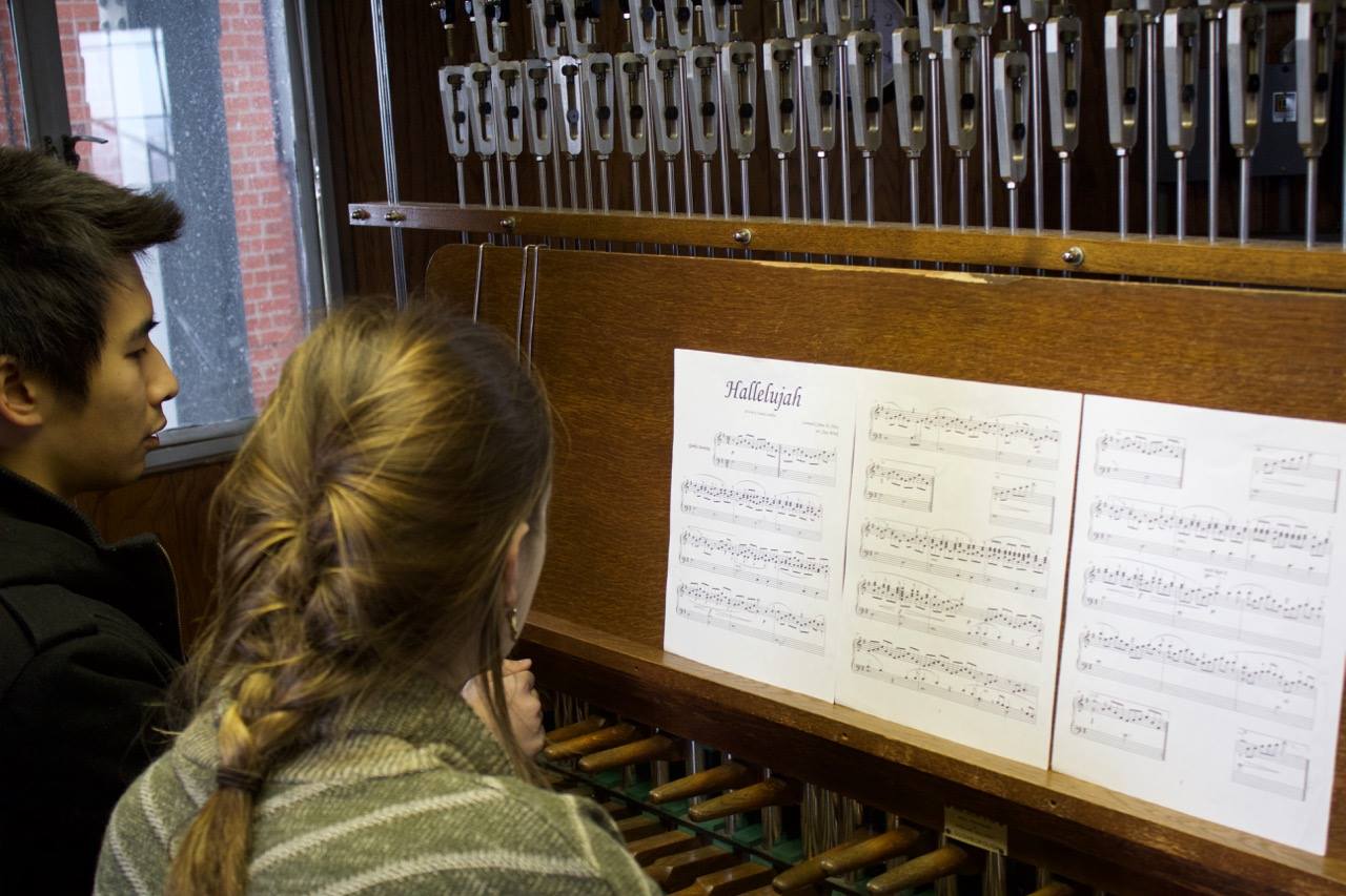 Meg and Keshane playing carillon (Hallelujah)